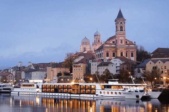 Fietscruise Passau - Wenen - Passau, autoreis — Wenen, Oostenrijk